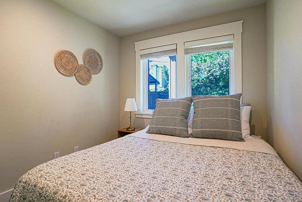 Exquisite Central Townhome With Spacious Loft And Gourmet Kitchen Seattle Esterno foto